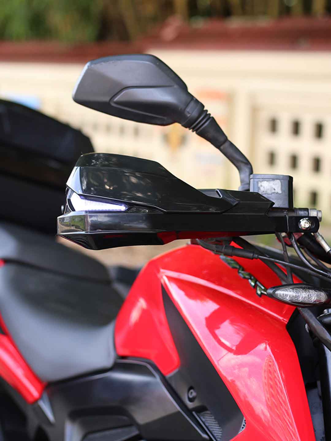 MX Handguard With DRL