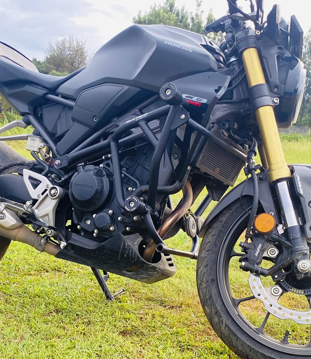 MOTO TORQUE CB 300R