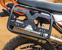 MOTO TORQUE XPULSE 200 4V SADDLE  STAY
